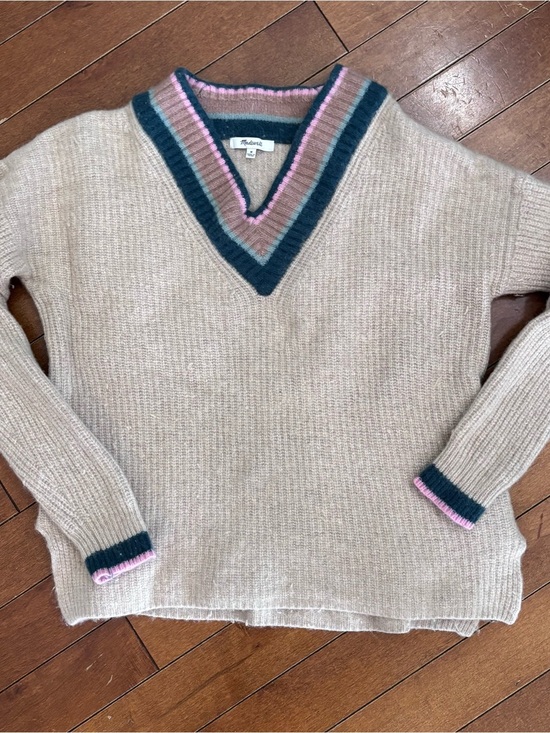 Madewell Sweaters - Madewell Beige V-Neck Sweater with Teal and Pink Trim